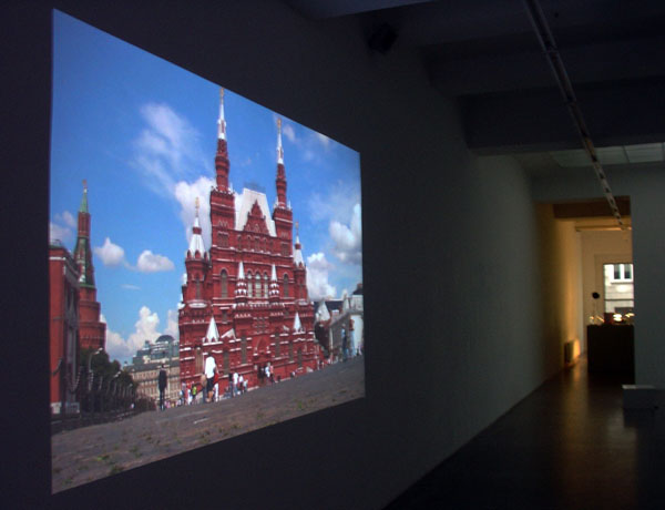 Anna Jermolaewa – Kremlin Doppelgänger, 2009