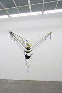 Water Phantom 7, 2006, String Bikinis, Sand, Flußsteine, Kohle, Wasserflasche
Maße variabel, Disconnected, Kerstin Engholm Galerie
