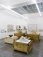 Hans Schabus, Alles muss in Flammen stehen, 2005, Installation Shot, Kerstin Engholm Galerie, Wien 